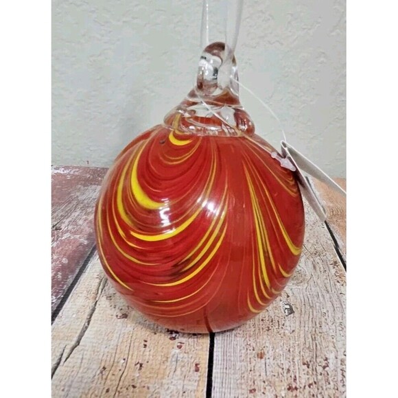 Beautiful Art Glass Friendship Ball by Gift Gallery - Picture 1 of 6